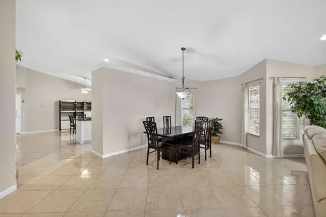 2860 Waters Edge Circle Greenacres FL 33413