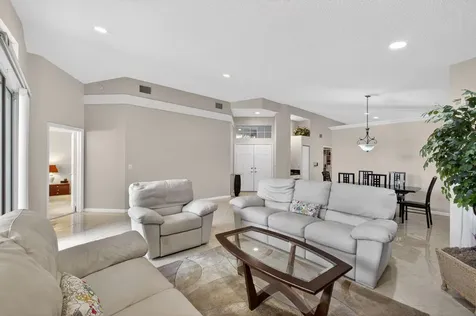 2860 Waters Edge Circle Greenacres FL 33413