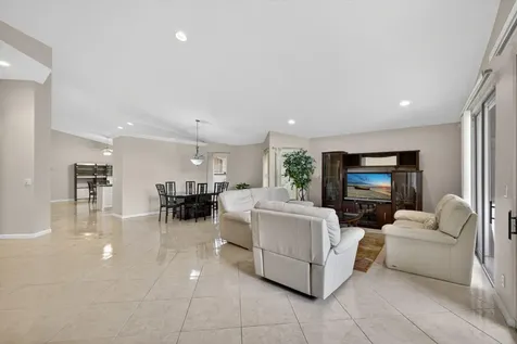 2860 Waters Edge Circle Greenacres FL 33413