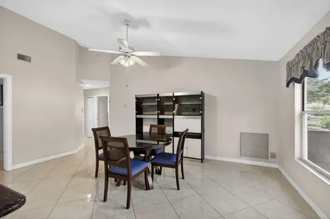 2860 Waters Edge Circle Greenacres FL 33413