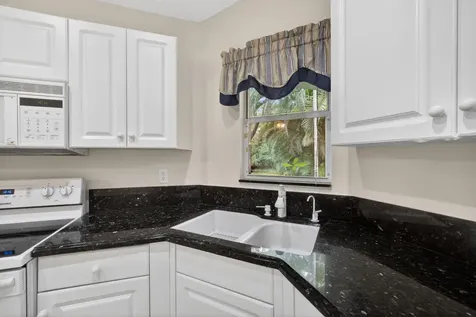 2860 Waters Edge Circle Greenacres FL 33413
