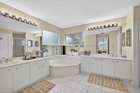 2860 Waters Edge Circle Greenacres FL 33413