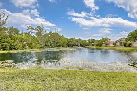 2860 Waters Edge Circle Greenacres FL 33413