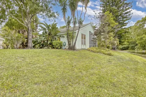 2860 Waters Edge Circle Greenacres FL 33413