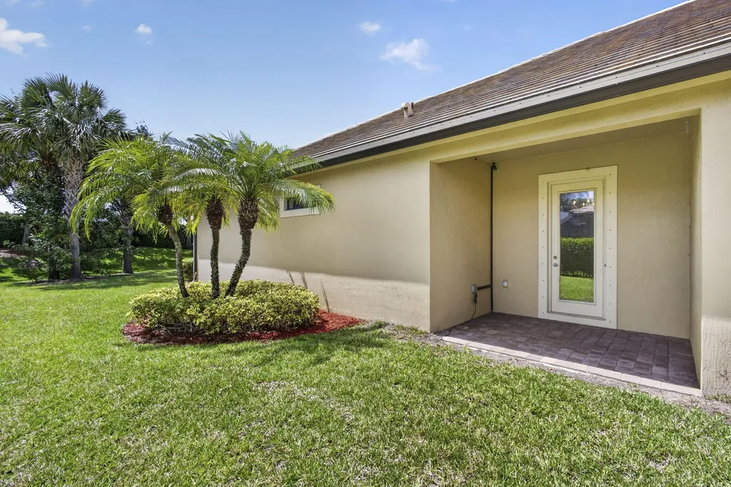 4023 Siena Circle Wellington FL 33414