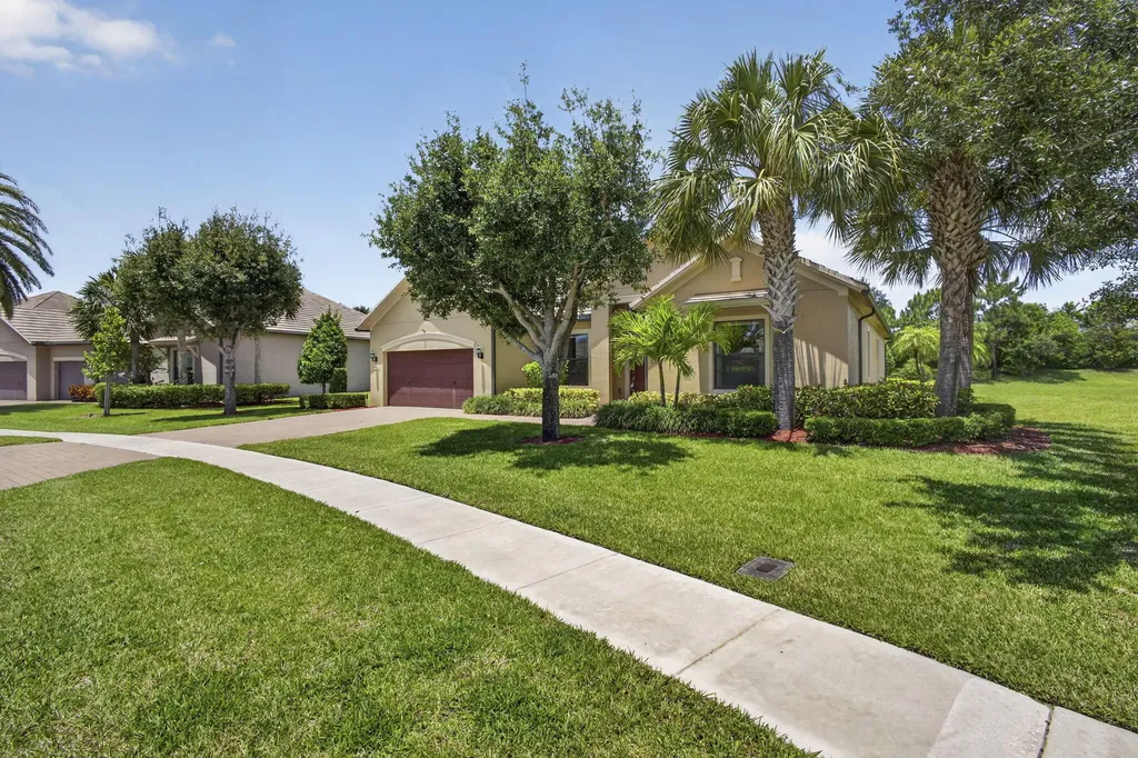 4023 Siena Circle Wellington FL 33414