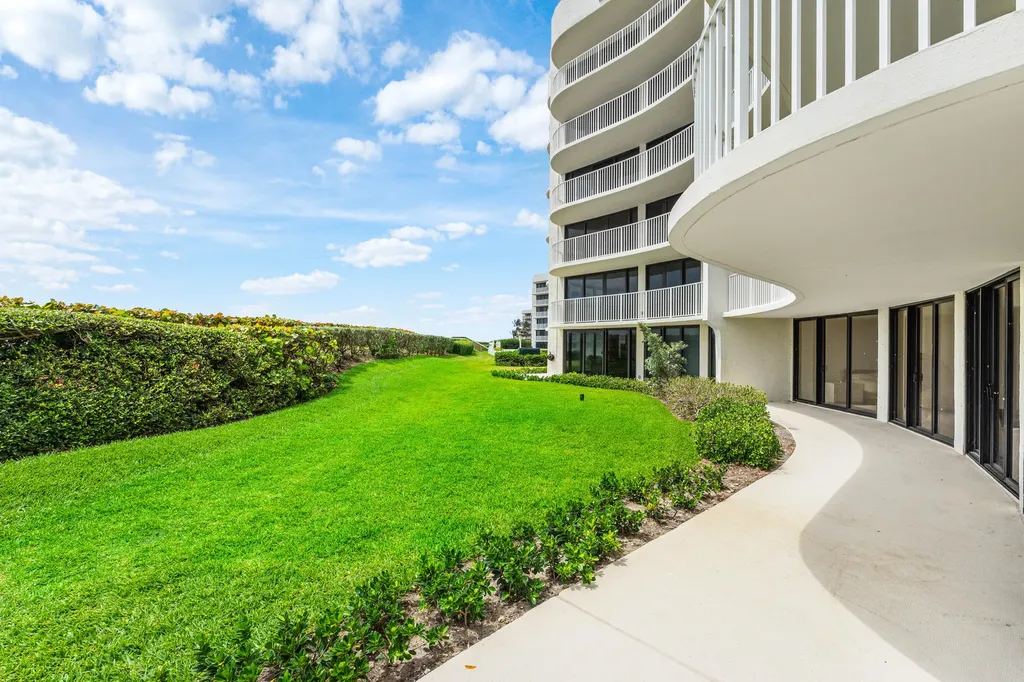 3360 S Ocean Boulevard Palm Beach FL 33480