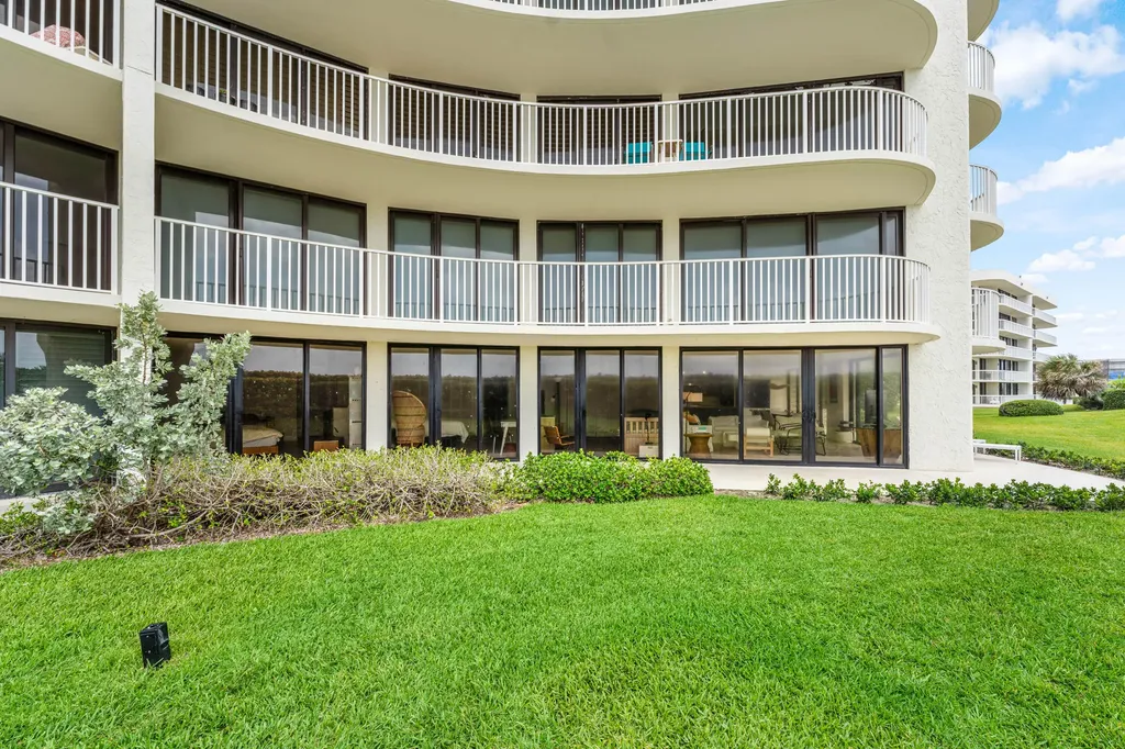 3360 S Ocean Boulevard Palm Beach FL 33480