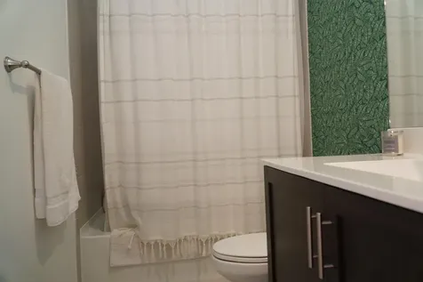 21435 NE 2nd Place Miami FL 33161