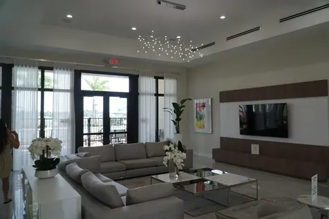 21435 NE 2nd Place Miami FL 33161