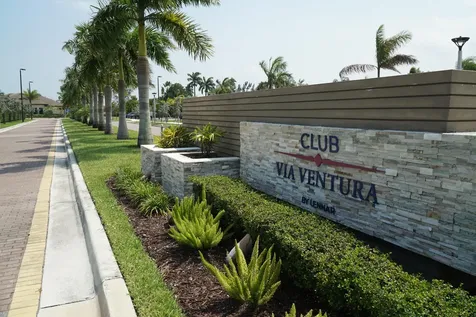 21435 NE 2nd Place Miami FL 33161