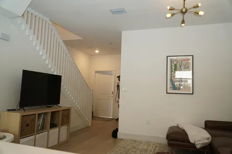 21435 NE 2nd Place Miami FL 33161