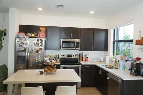 21435 NE 2nd Place Miami FL 33161