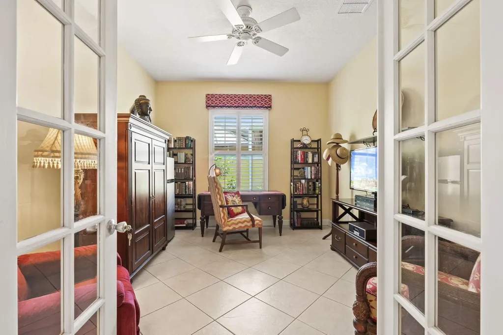 512 NE Canoe Park Circle Port St Lucie FL 34983