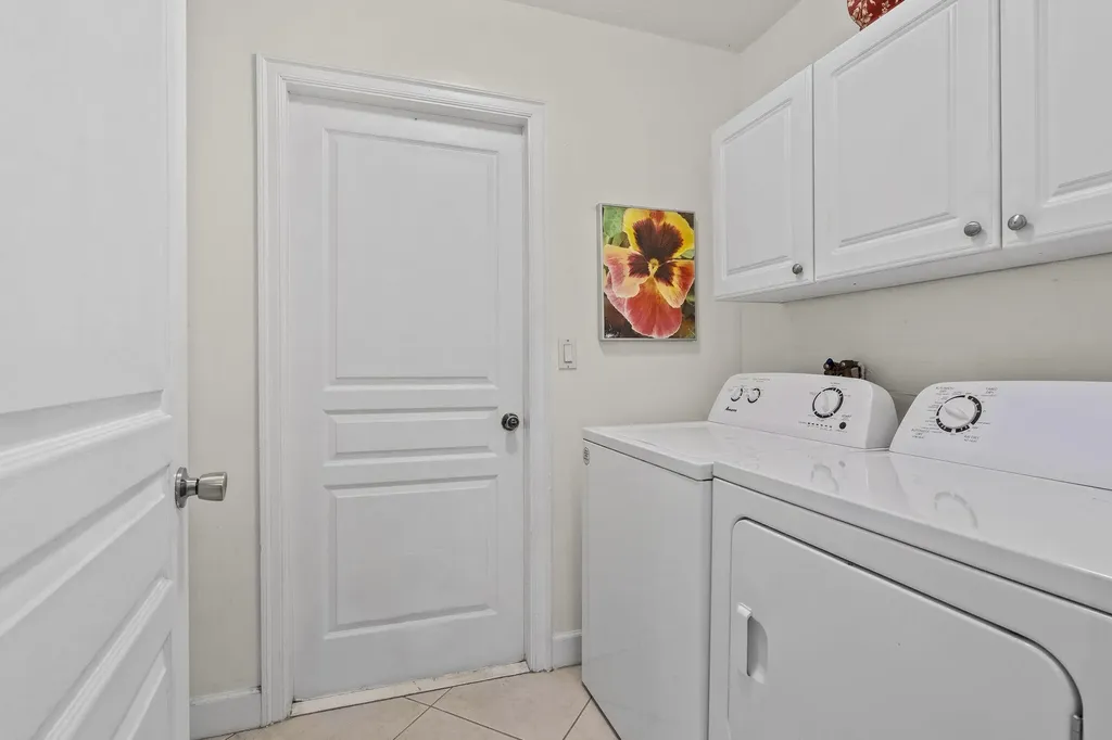 512 NE Canoe Park Circle Port St Lucie FL 34983