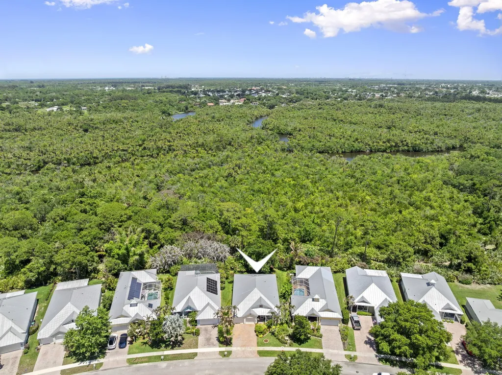 512 NE Canoe Park Circle Port St Lucie FL 34983