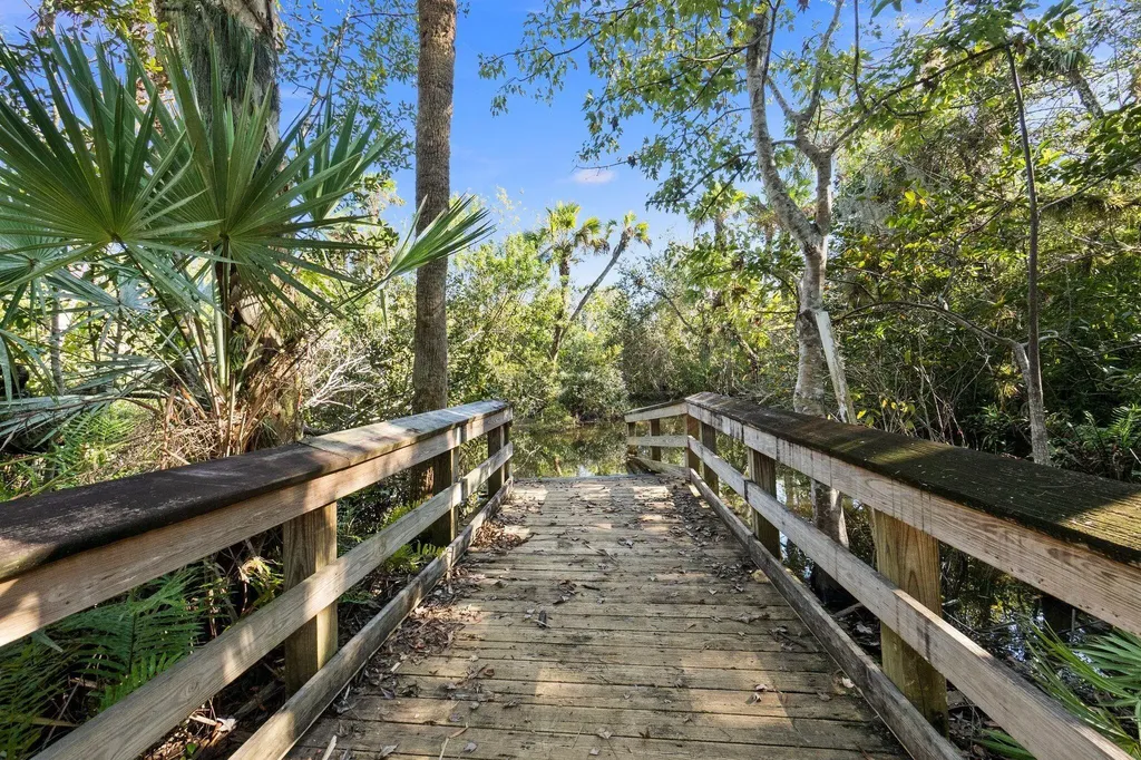 512 NE Canoe Park Circle Port St Lucie FL 34983