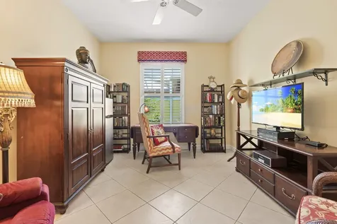 512 NE Canoe Park Circle Port St Lucie FL 34983