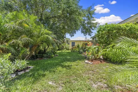 512 NE Canoe Park Circle Port St Lucie FL 34983