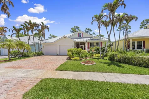 512 NE Canoe Park Circle Port St Lucie FL 34983
