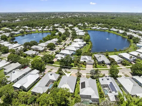 512 NE Canoe Park Circle Port St Lucie FL 34983