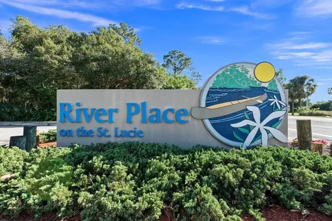 512 NE Canoe Park Circle Port St Lucie FL 34983