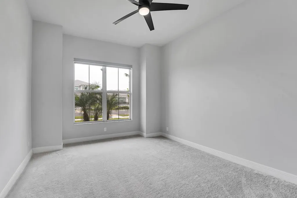 12582 Nautilus Circle Palm Beach Gardens FL 33412