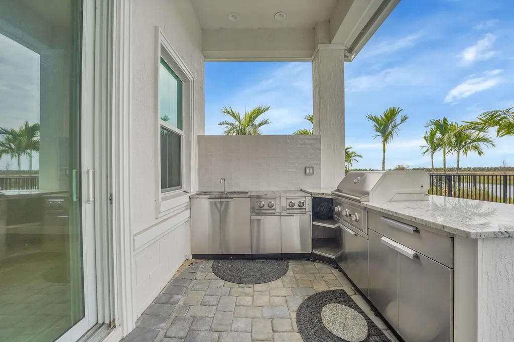 12582 Nautilus Circle Palm Beach Gardens FL 33412