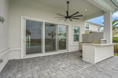 12582 Nautilus Circle Palm Beach Gardens FL 33412