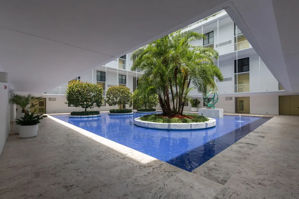400 S Ocean Boulevard Palm Beach FL 33480