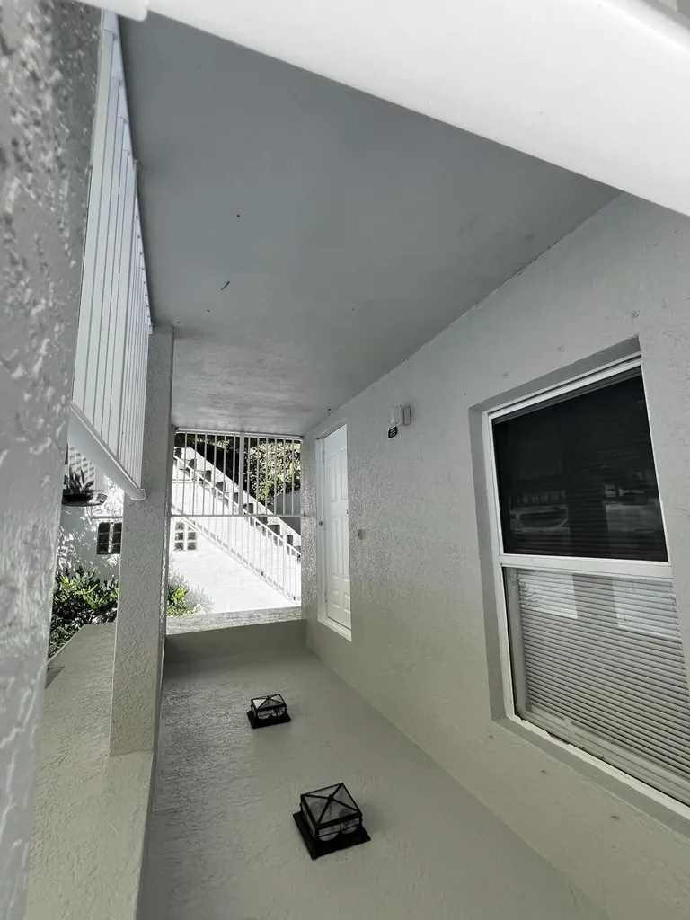 8444 SE Date Street Hobe Sound FL 33455