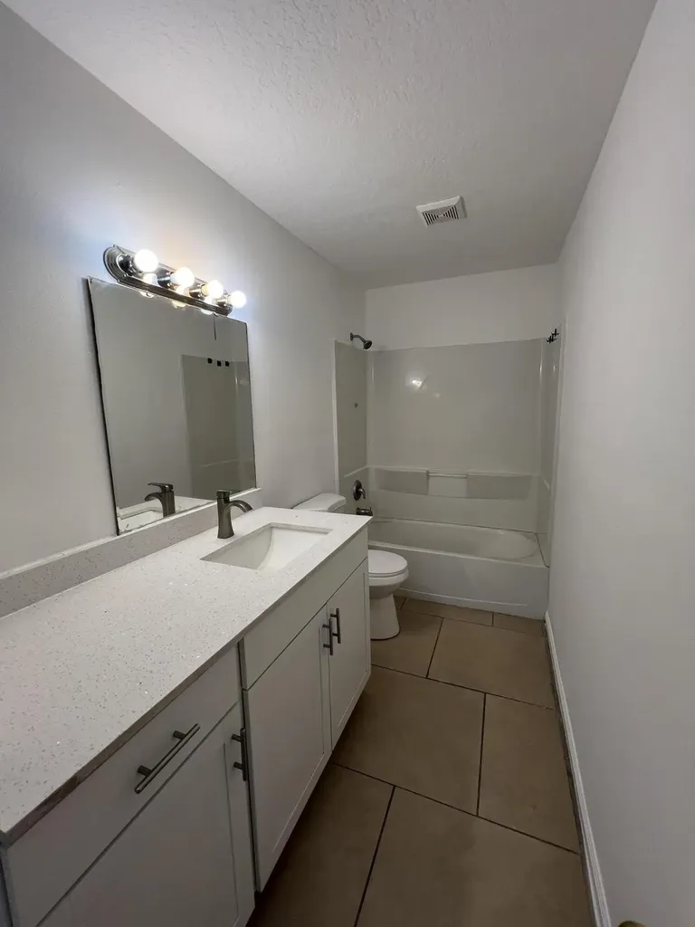 8444 SE Date Street Hobe Sound FL 33455