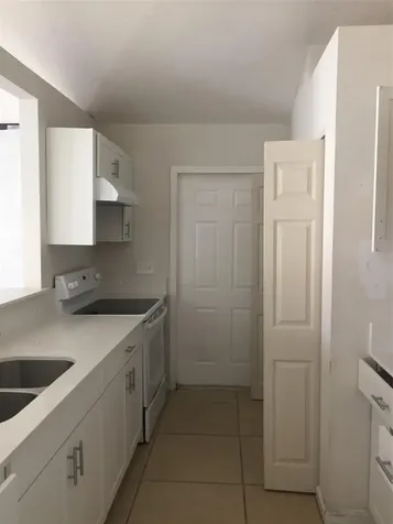 8444 SE Date Street Hobe Sound FL 33455