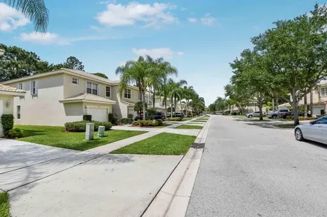 9687 Lago Drive Boynton Beach FL 33472