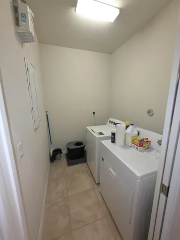4480 W Appleton Circle W Oakland Park FL 33309
