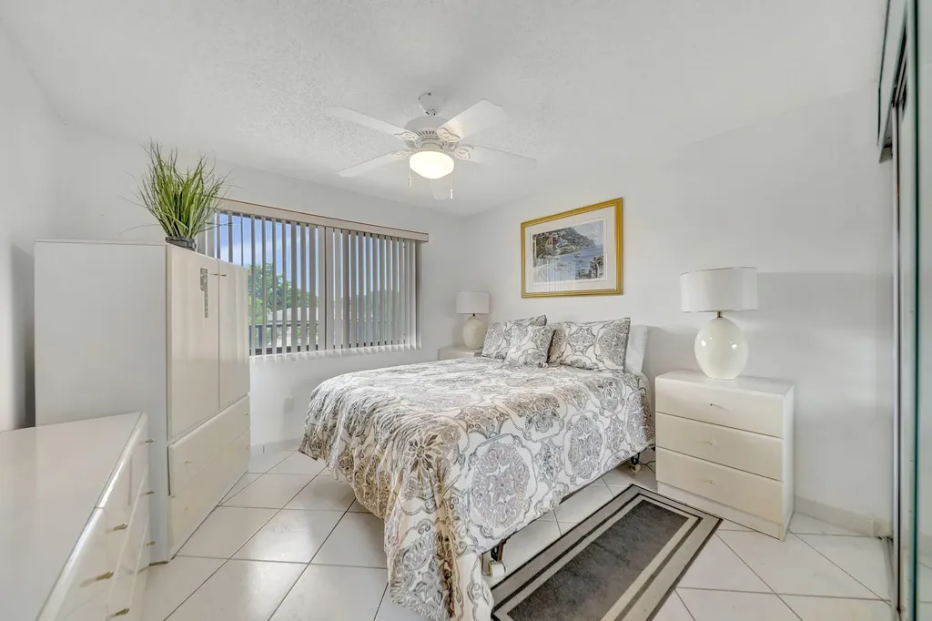 9485 N Belfort Circle Tamarac FL 33321