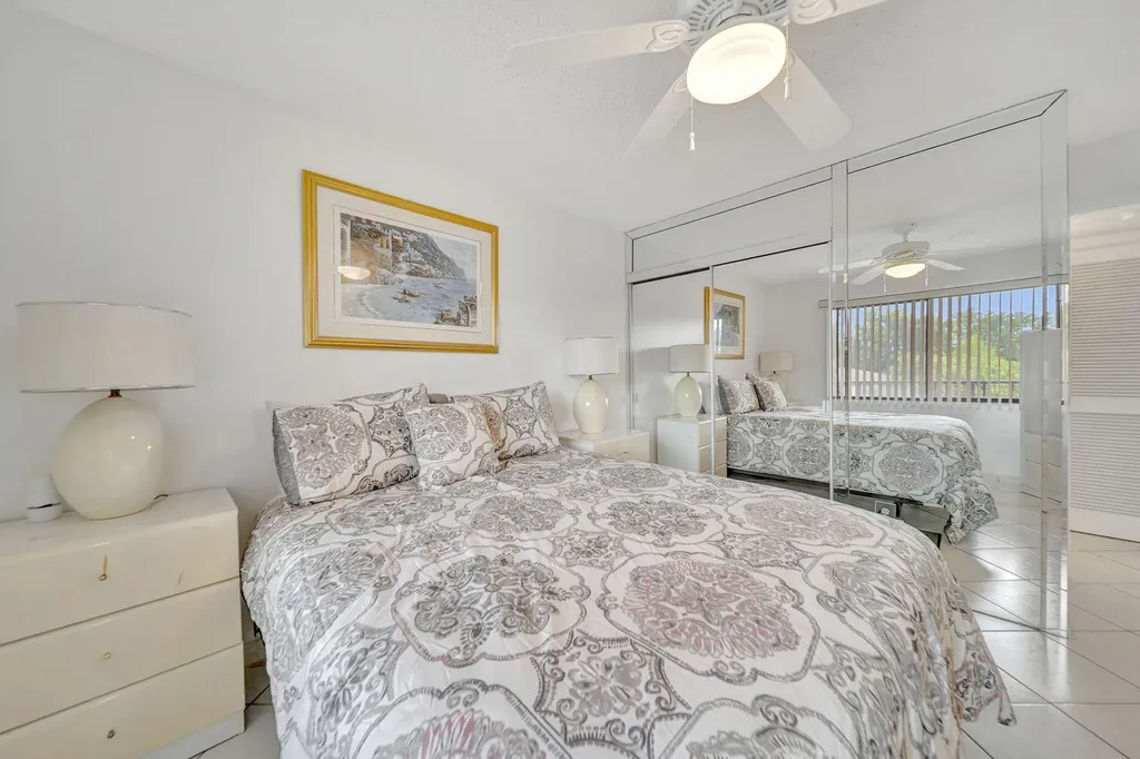 9485 N Belfort Circle Tamarac FL 33321