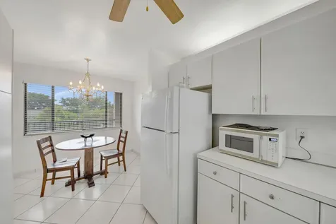9485 N Belfort Circle Tamarac FL 33321