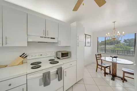 9485 N Belfort Circle Tamarac FL 33321