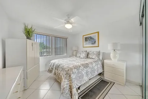 9485 N Belfort Circle Tamarac FL 33321