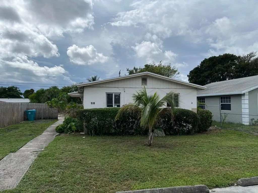 518 NW 10th Avenue Boynton Beach FL 33435