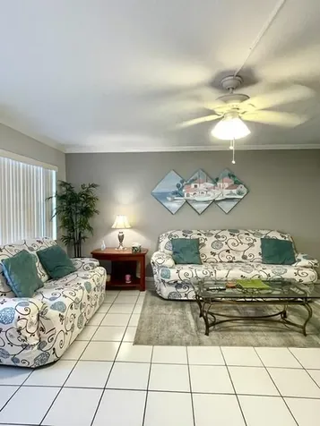 104 Kent G West Palm Beach FL 33417