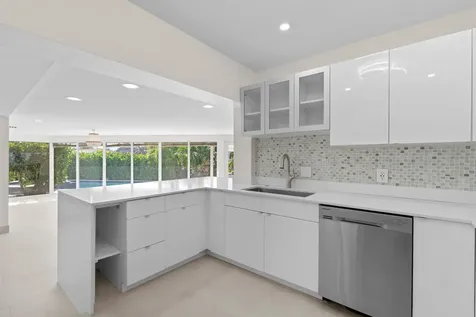 391 SE 7th Avenue Pompano Beach FL 33060