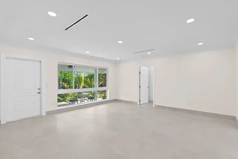 391 SE 7th Avenue Pompano Beach FL 33060