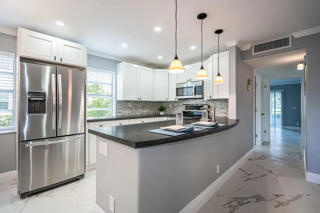 244 Normandy F Lane Delray Beach FL 33484