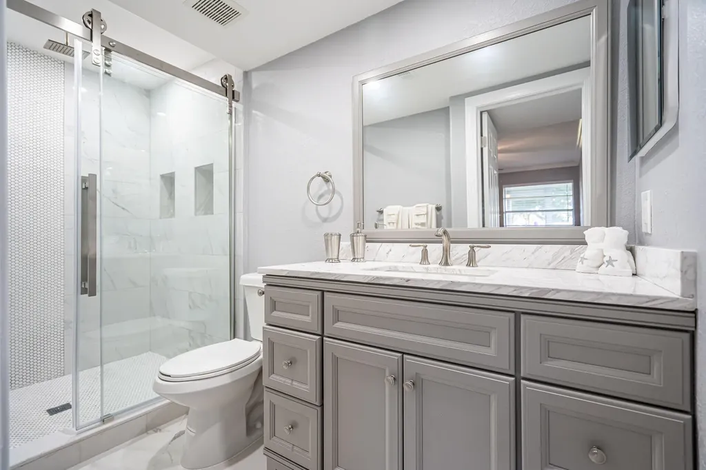 244 Normandy F Lane Delray Beach FL 33484