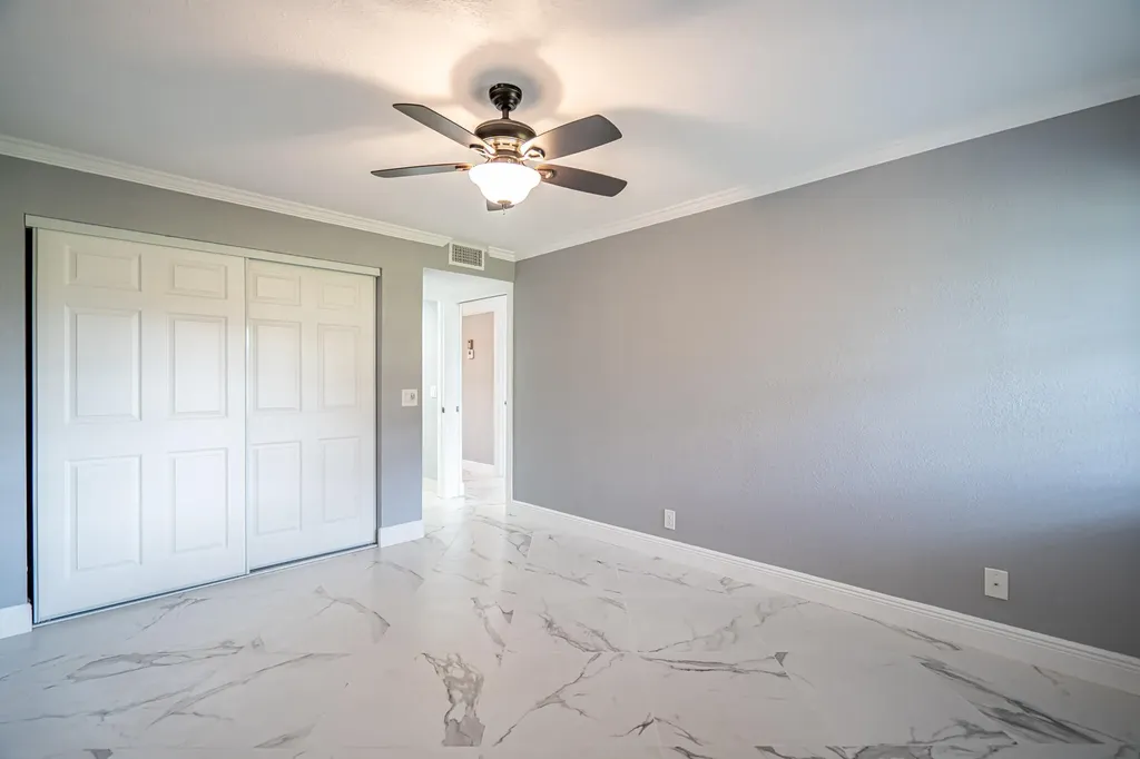 244 Normandy F Lane Delray Beach FL 33484