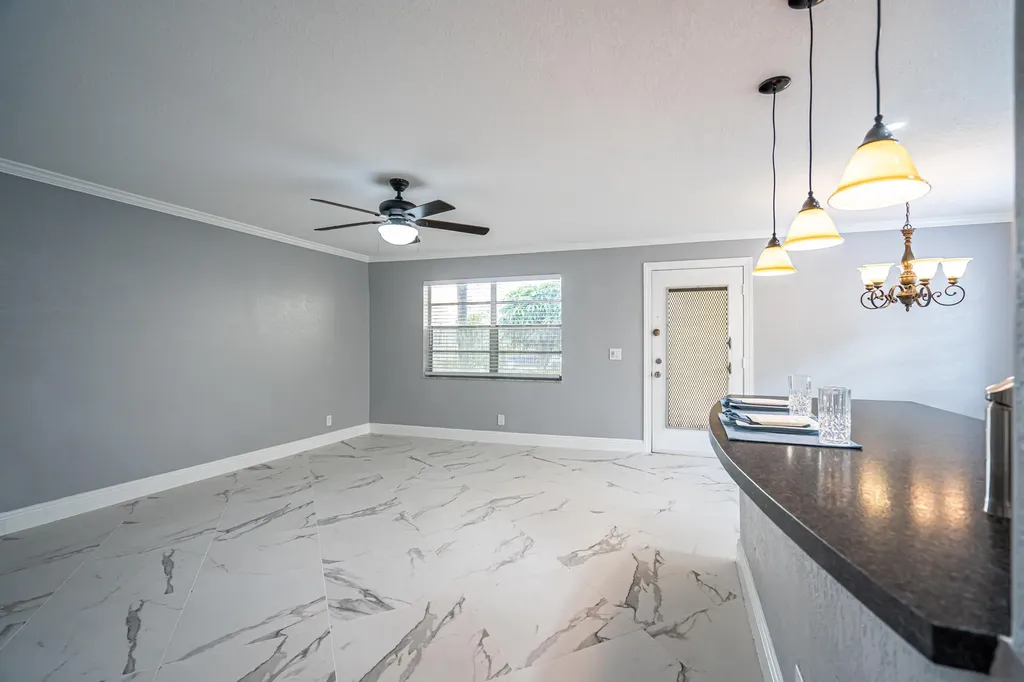 244 Normandy F Lane Delray Beach FL 33484