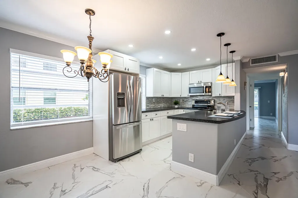 244 Normandy F Lane Delray Beach FL 33484