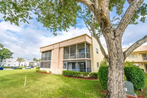 244 Normandy F Lane Delray Beach FL 33484